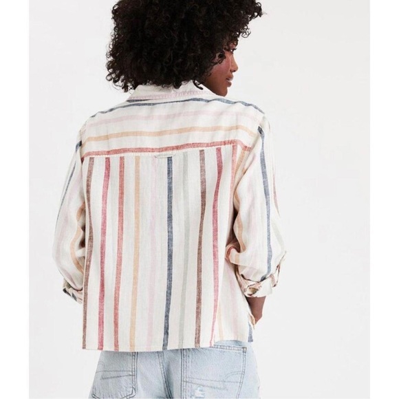 American Eagle Women's multi-colored striped cropped button up shirt - Picture 2 of 9